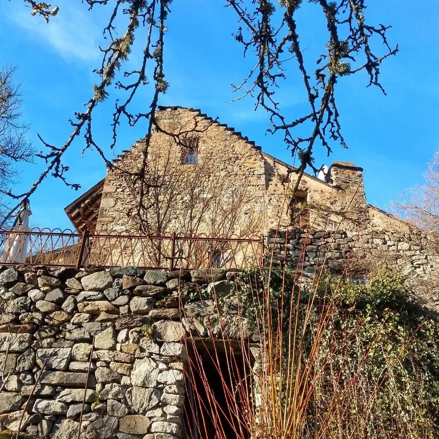 Chambre Ou Gite Dans Une Maison De Montagne - De Suzon A Zelie Entraigues  Entraigues (Isere)