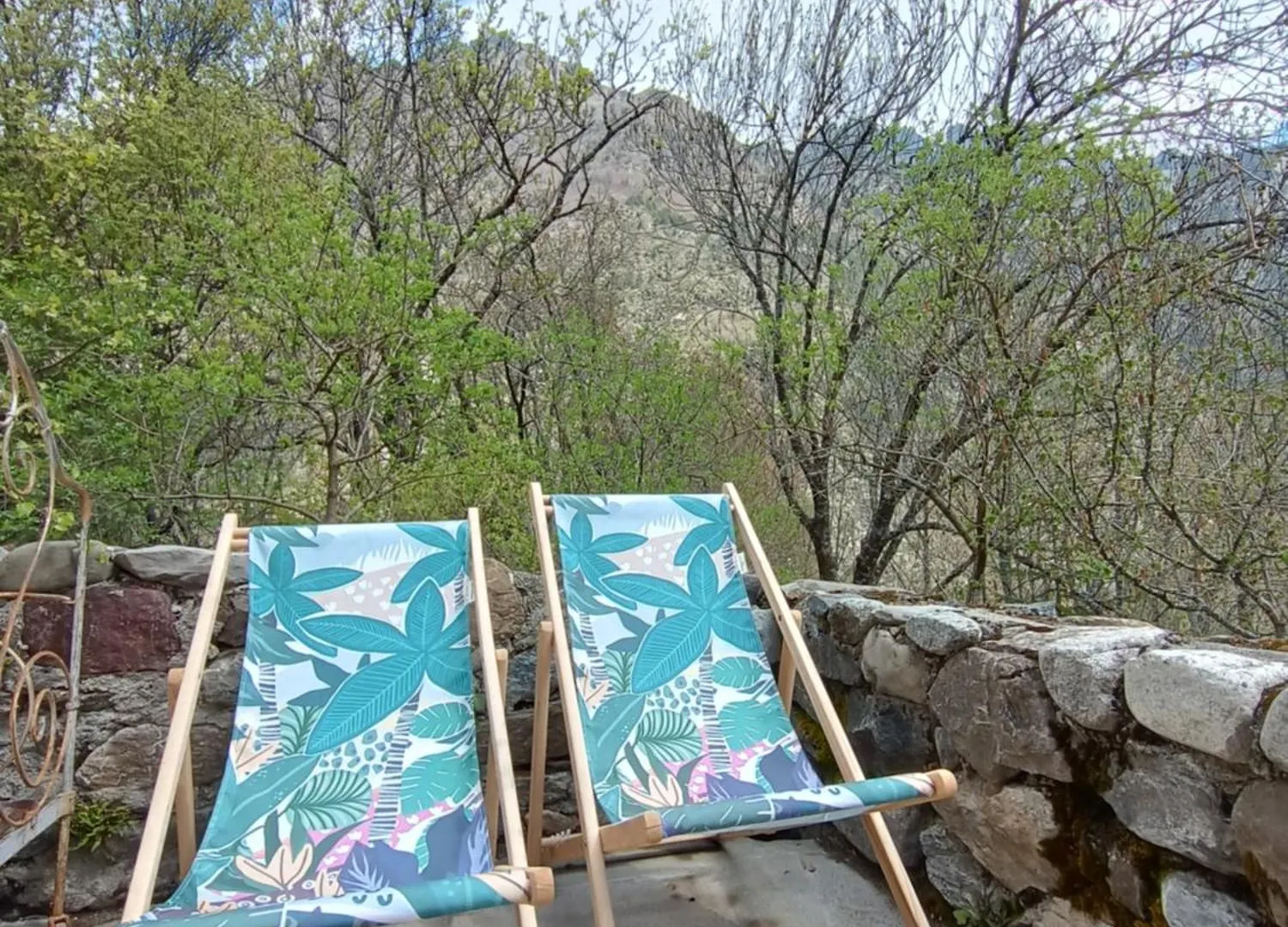 Homestay Chambre Ou Gite Dans Une Maison De Montagne - De Suzon A Zelie Entraigues  France