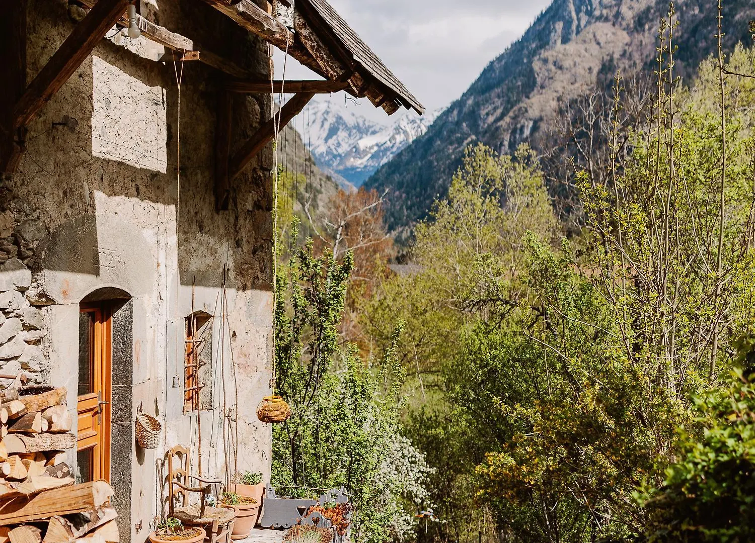 Chambre Ou Gite Dans Une Maison De Montagne - De Suzon A Zelie Entraigues  0*, Entraigues (Isere) France