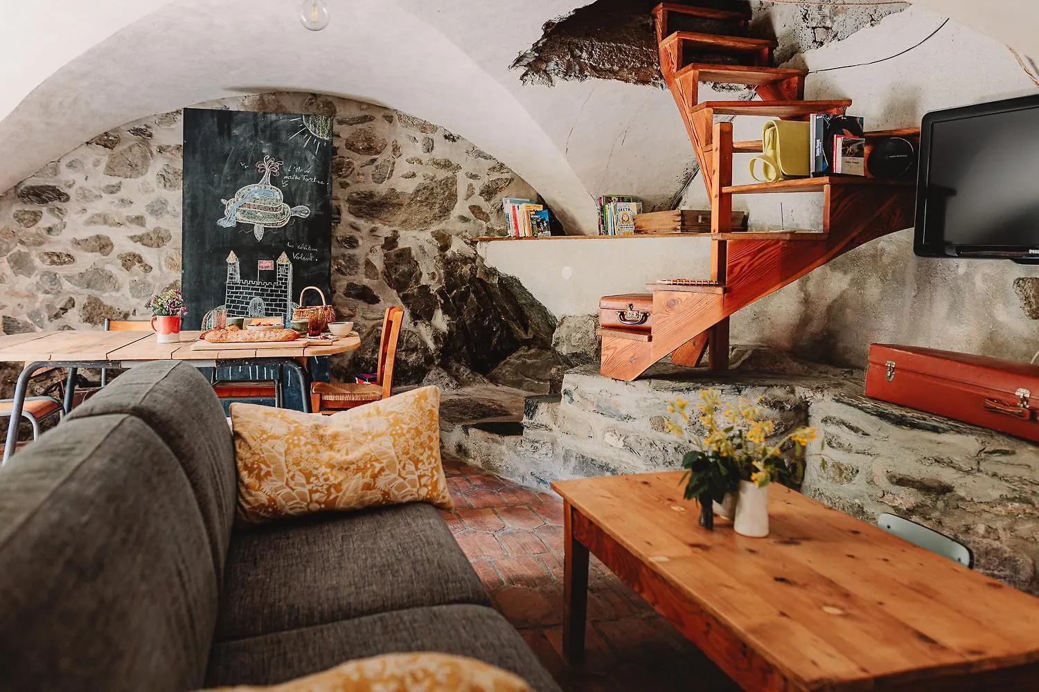 Homestay Chambre Ou Gite Dans Une Maison De Montagne - De Suzon A Zelie Entraigues